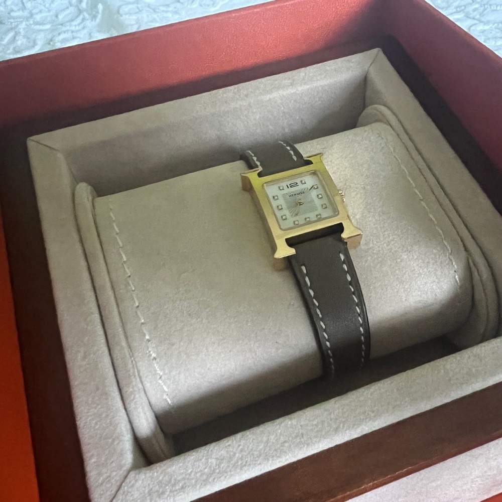 Authentic Hermès diamonds, MOP, 18k gold plated Heure H mini, etoupe - Picture 2 of 9